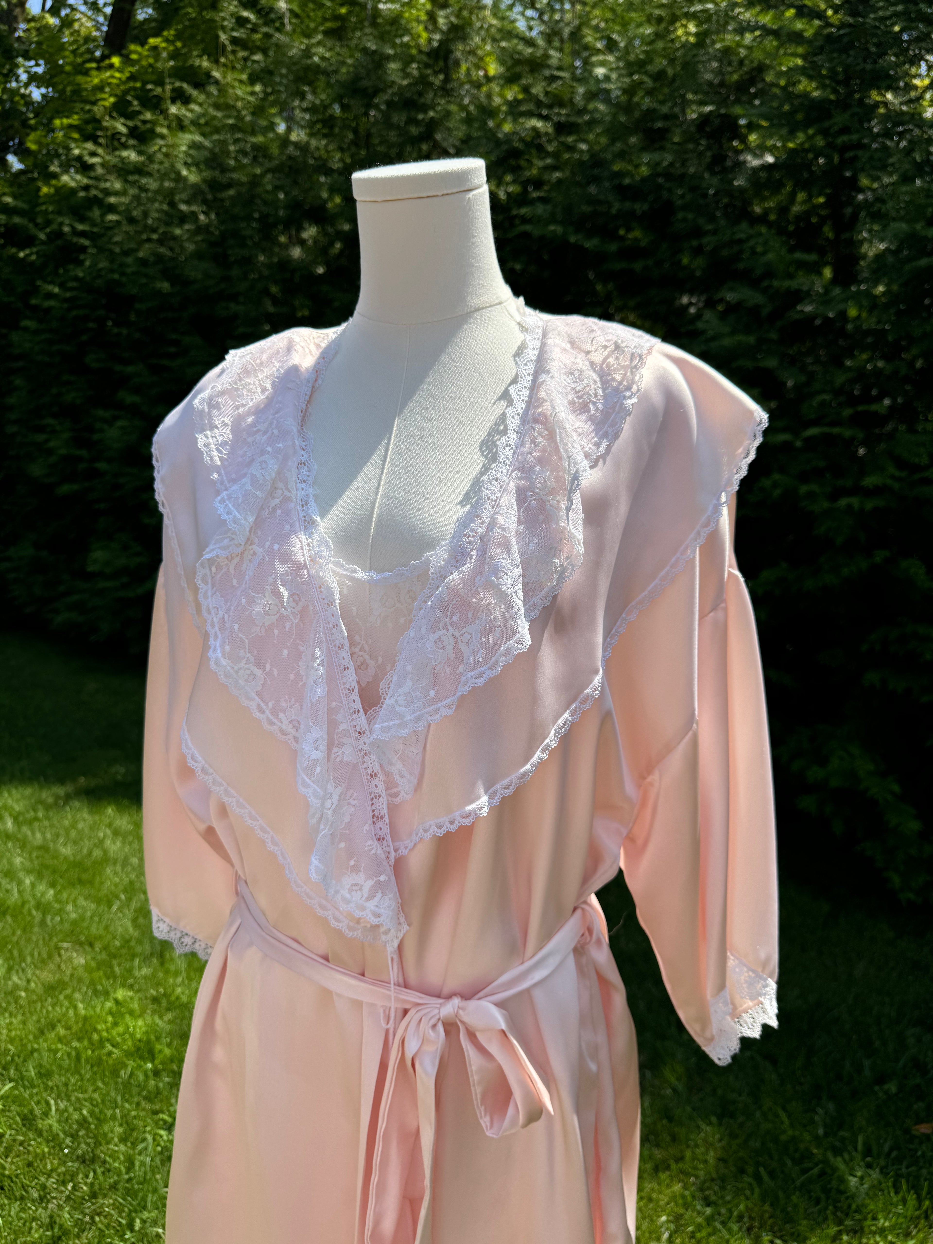the carole robe