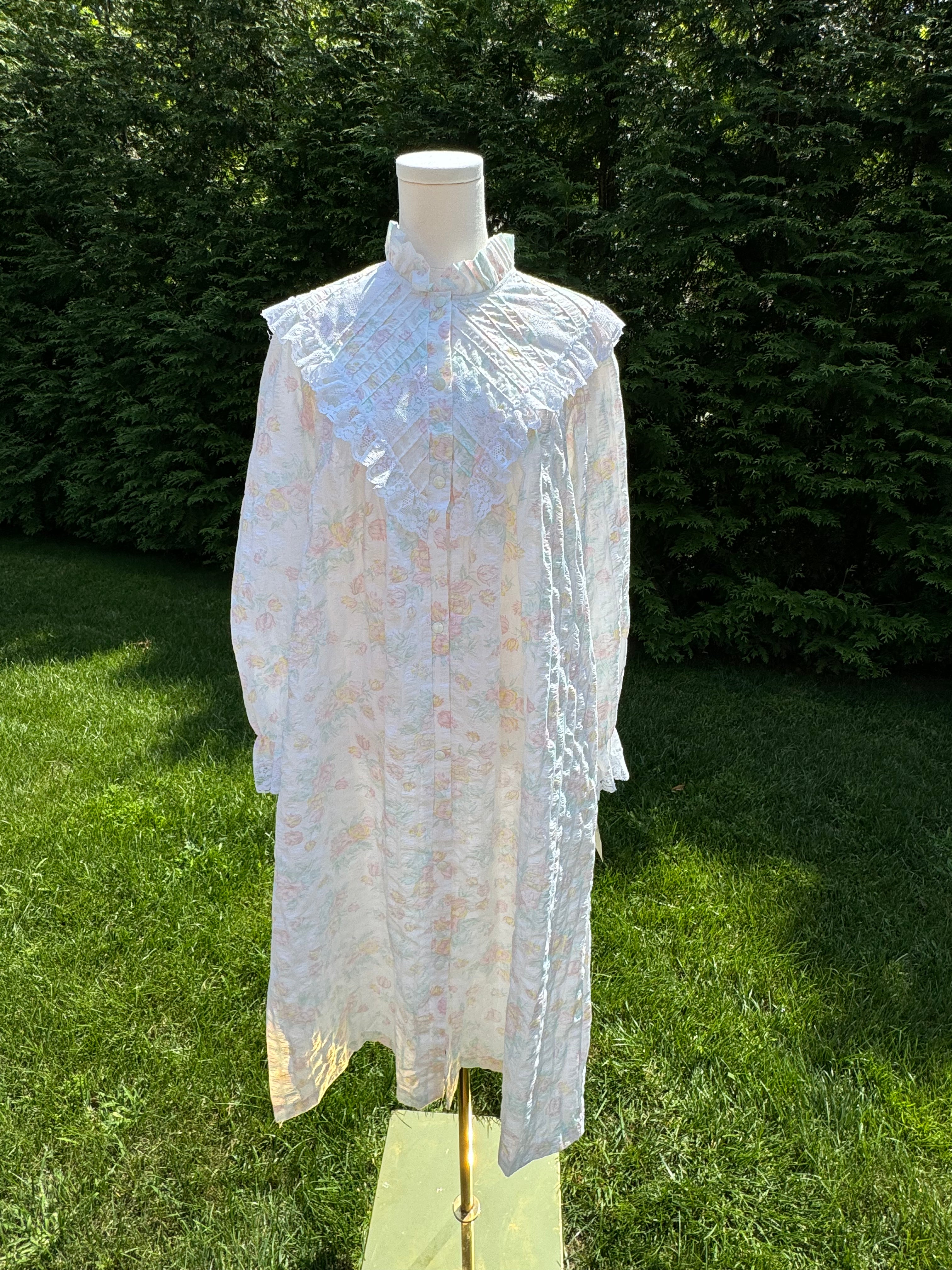 the gillian nightgown