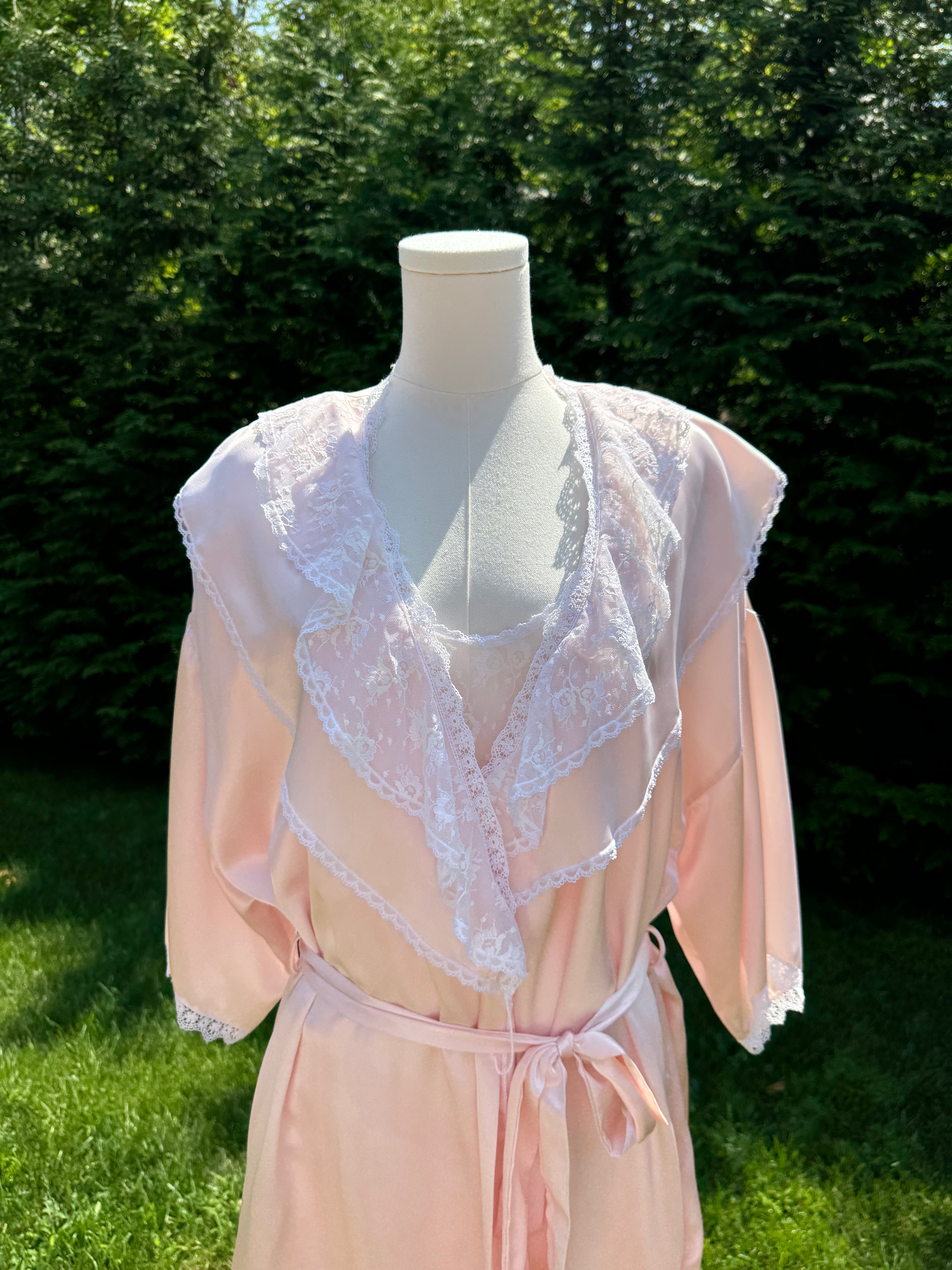 the carole robe