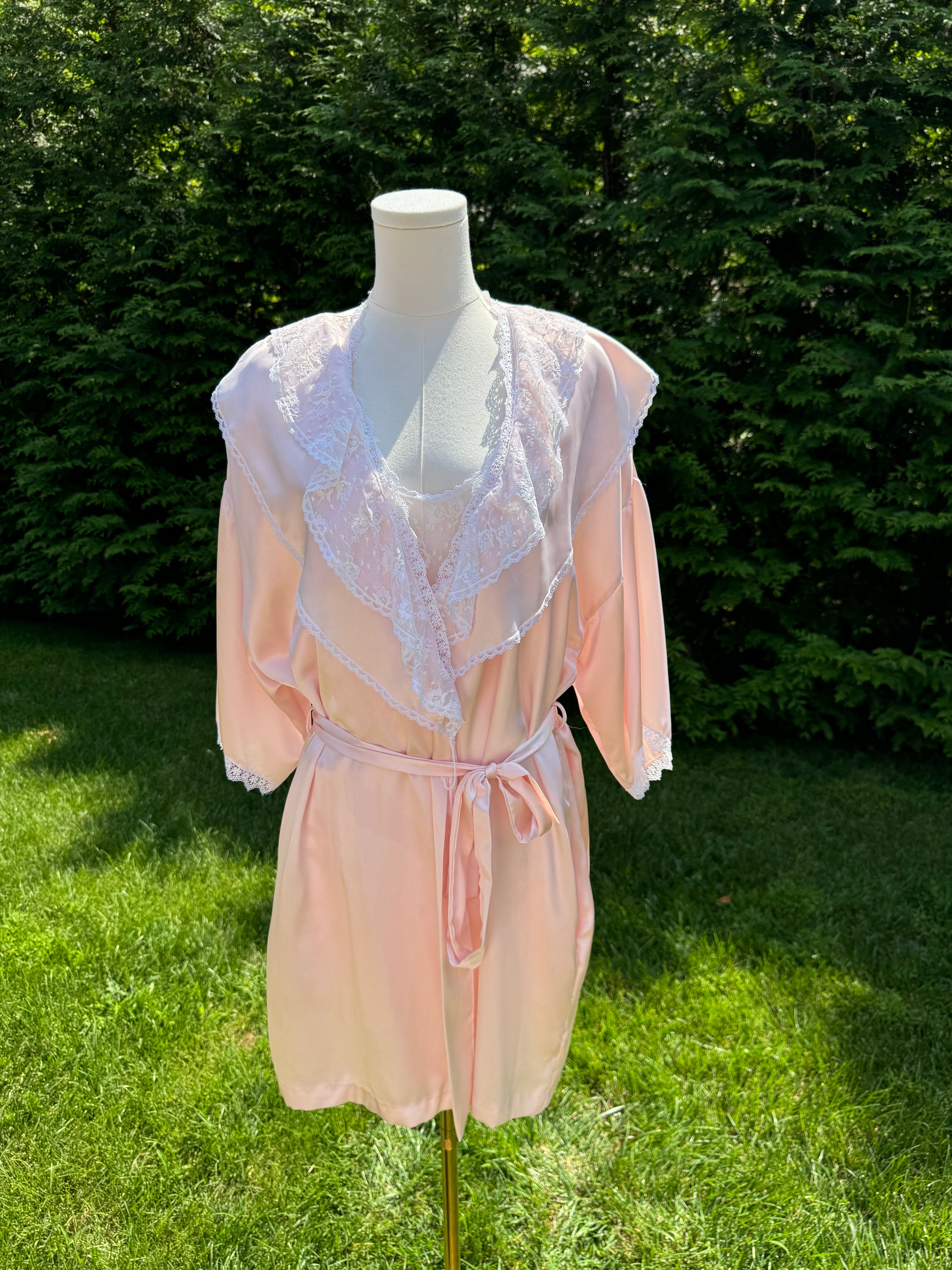 the carole robe