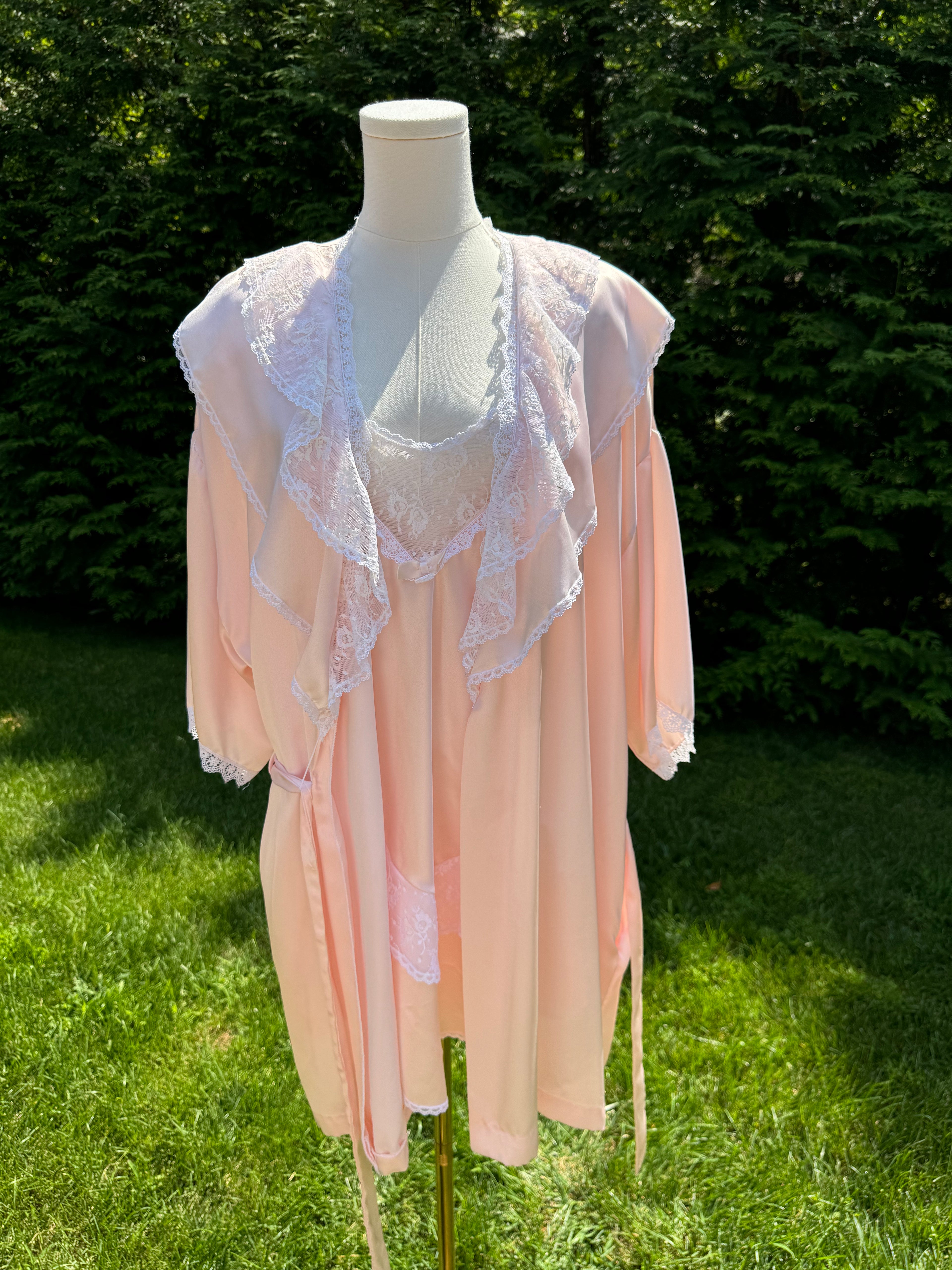 the carole robe