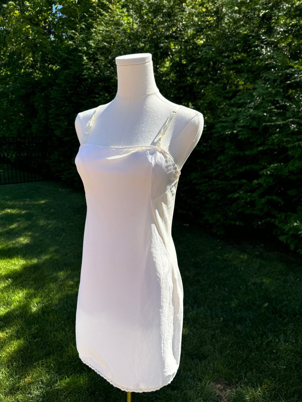 the lola slip