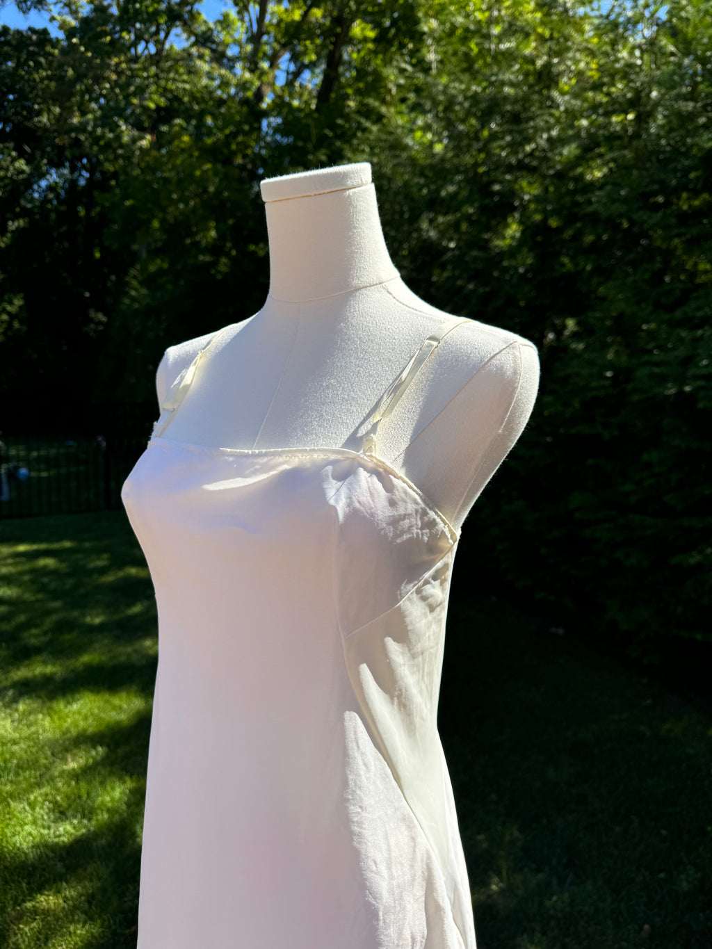 the lola slip