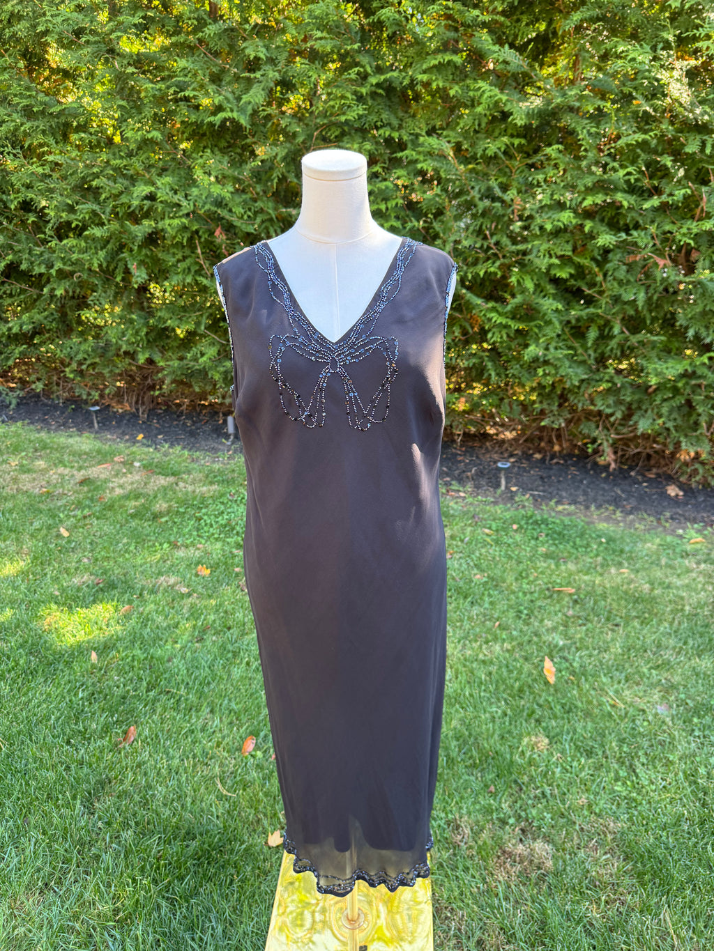 1990s 100% silk bias cut black midi with bow sequin design