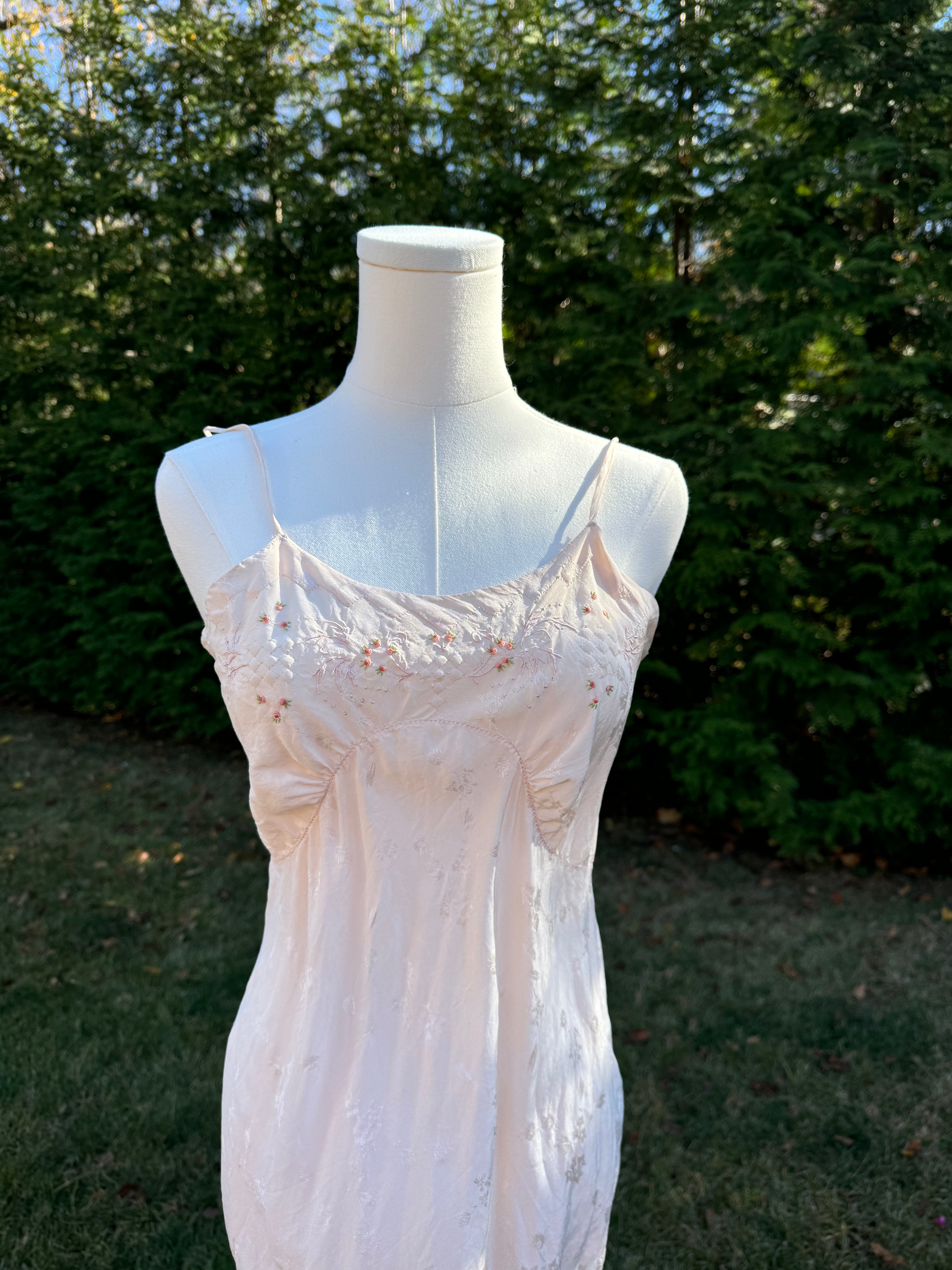 the bobbie slip