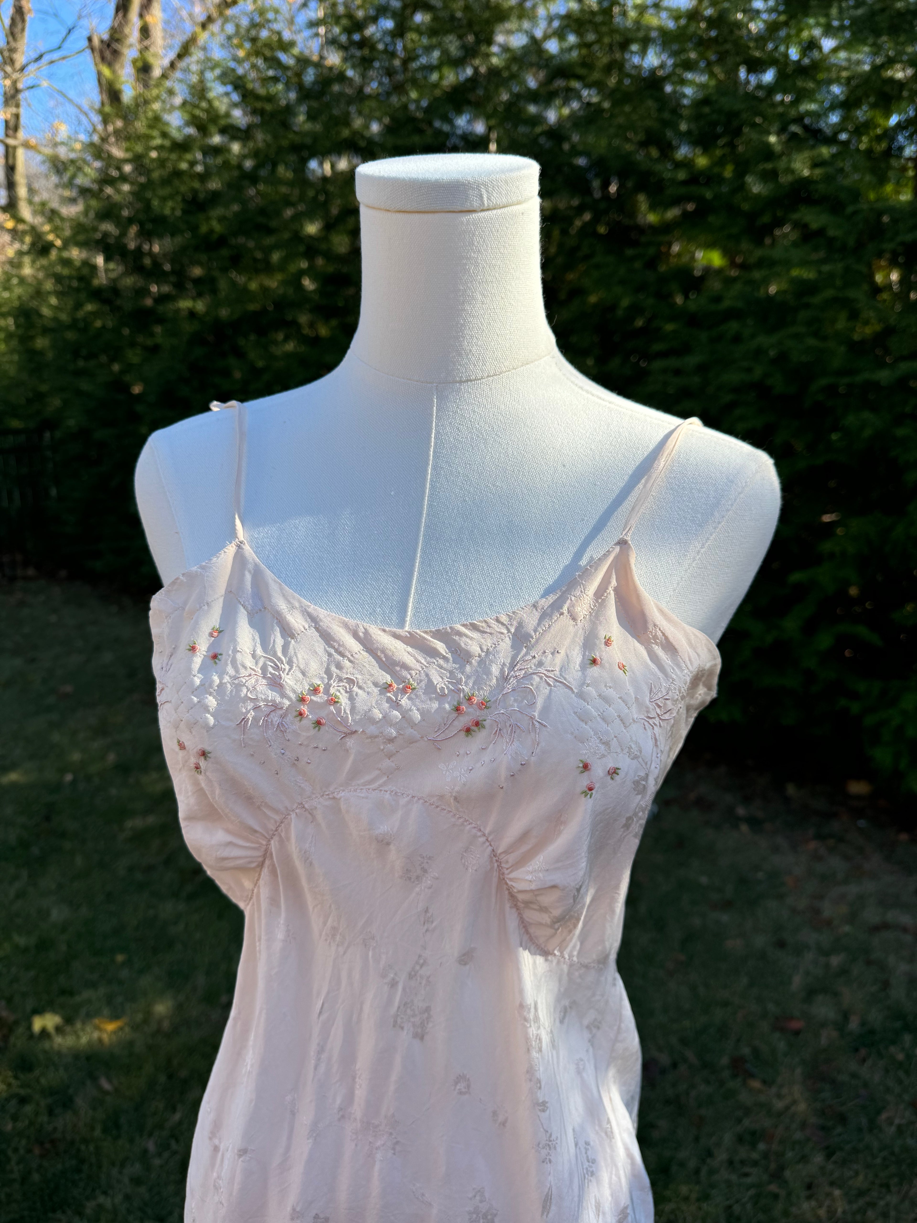 the bobbie slip