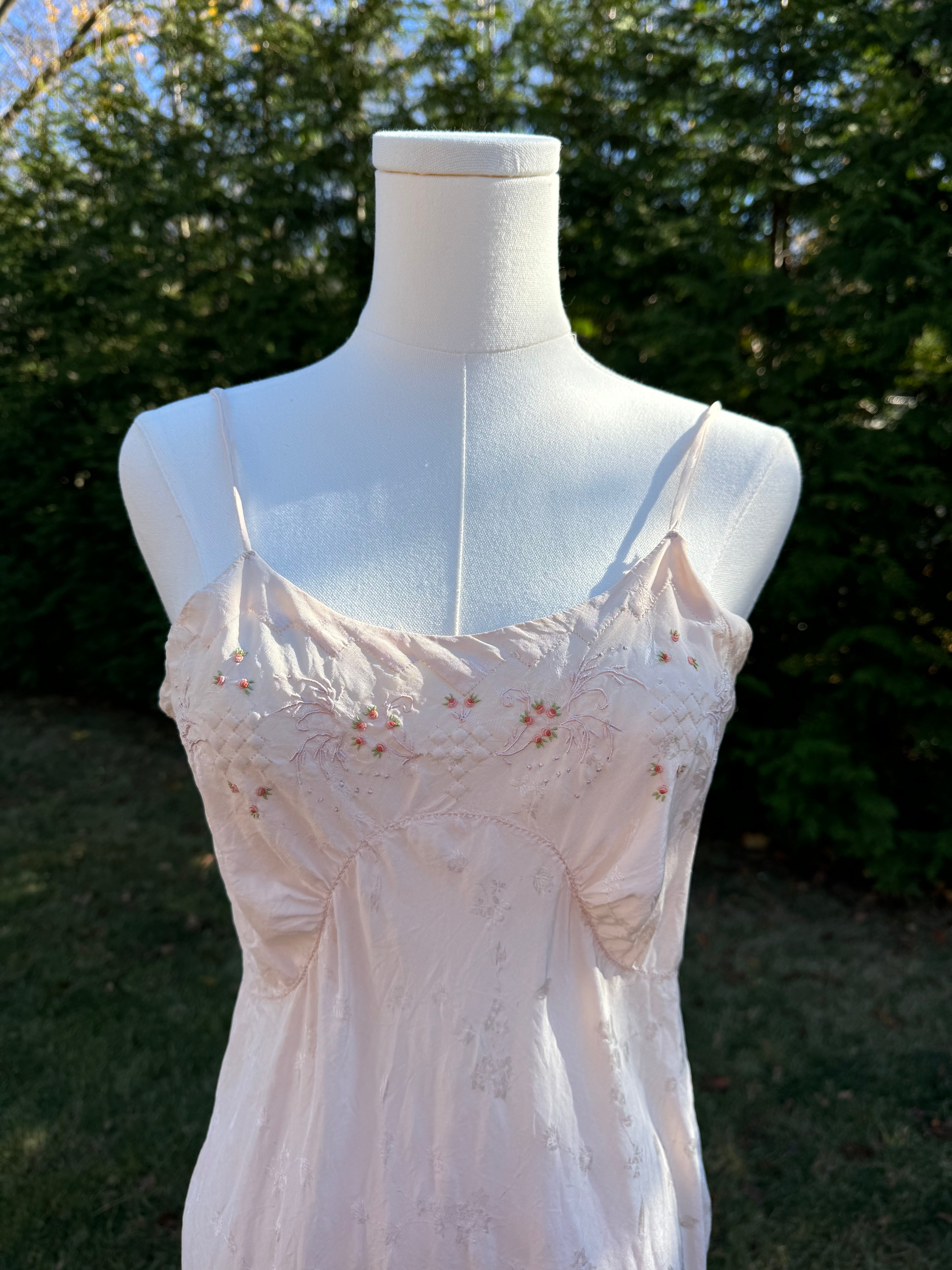 the bobbie slip