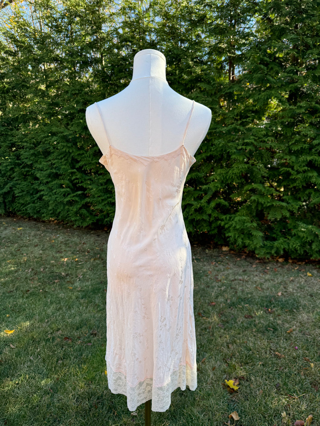 the bobbie slip