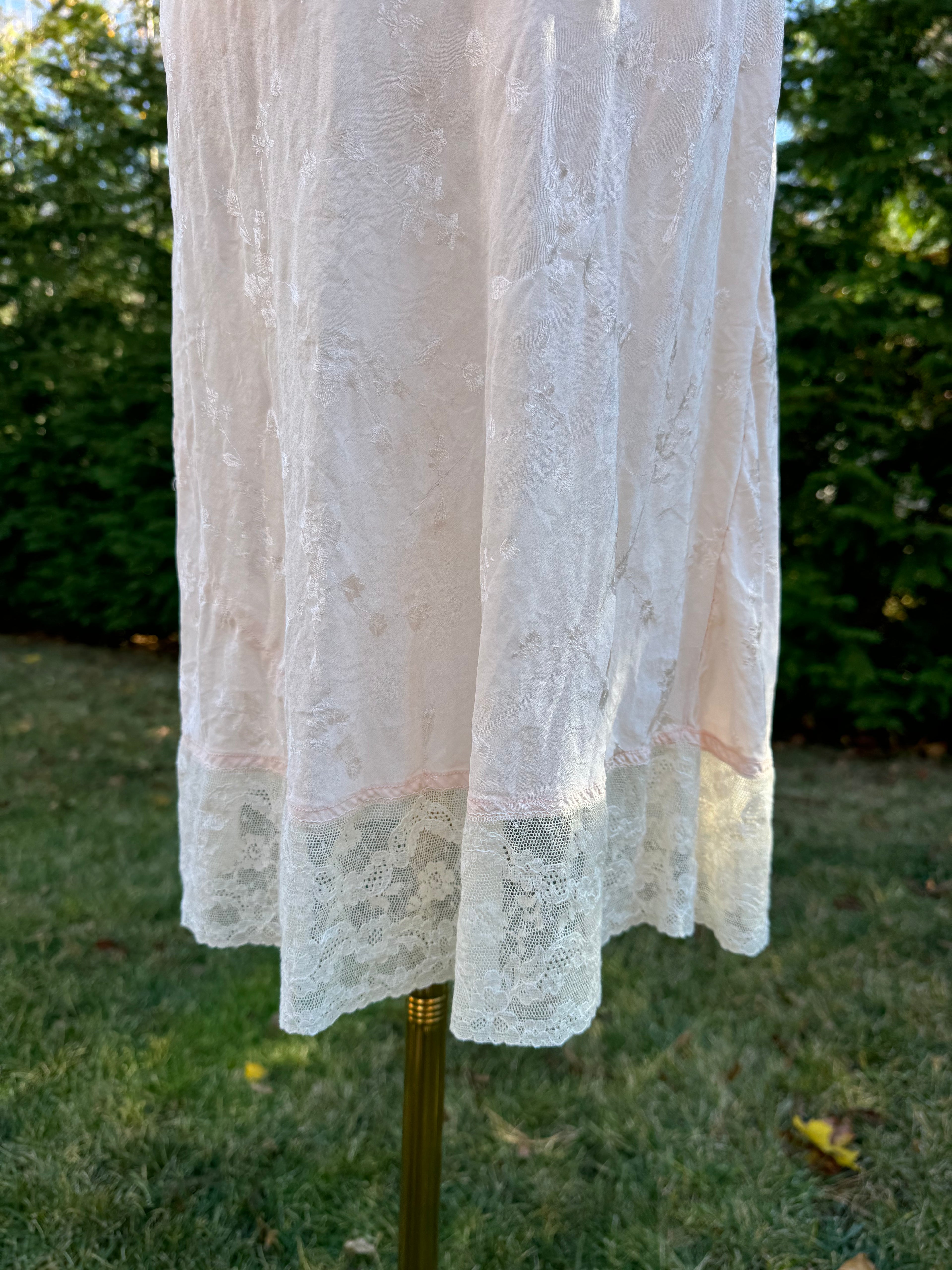 the bobbie slip