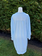 1970s Barbizon blue collared nightgown